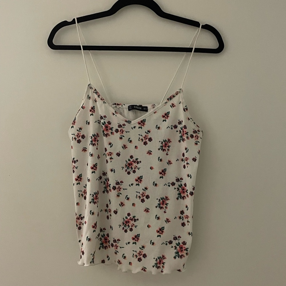 Women’s floral tank